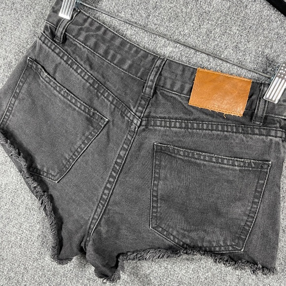 Billabong Denim Shorts Black Distressed Frayed Hem Womens Size 25 #1267 - Picture 3 of 8
